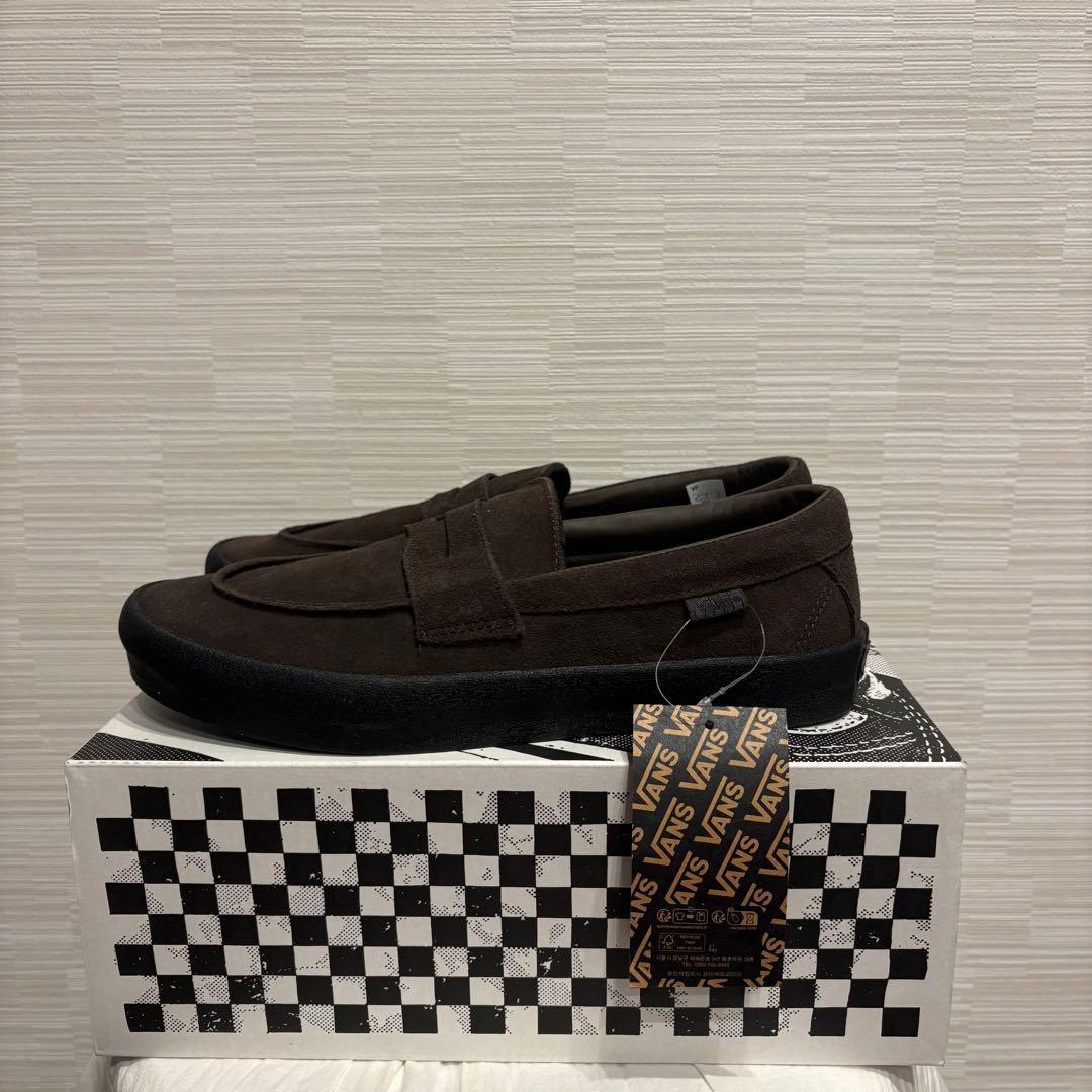 【新品】ヴァンズ スケートローファー スエード ブラウン 27.0cm 【新品】ヴァンズ スケートローファー スエード ブラウン 27.0cm