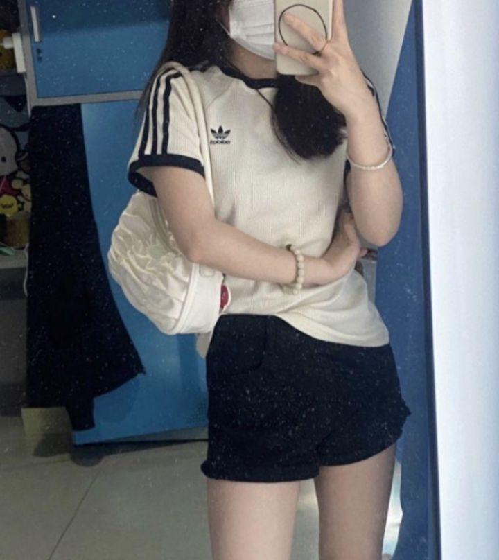 ☆オシャレでかわいい!話題!adidas originals ワッフルTシャツ