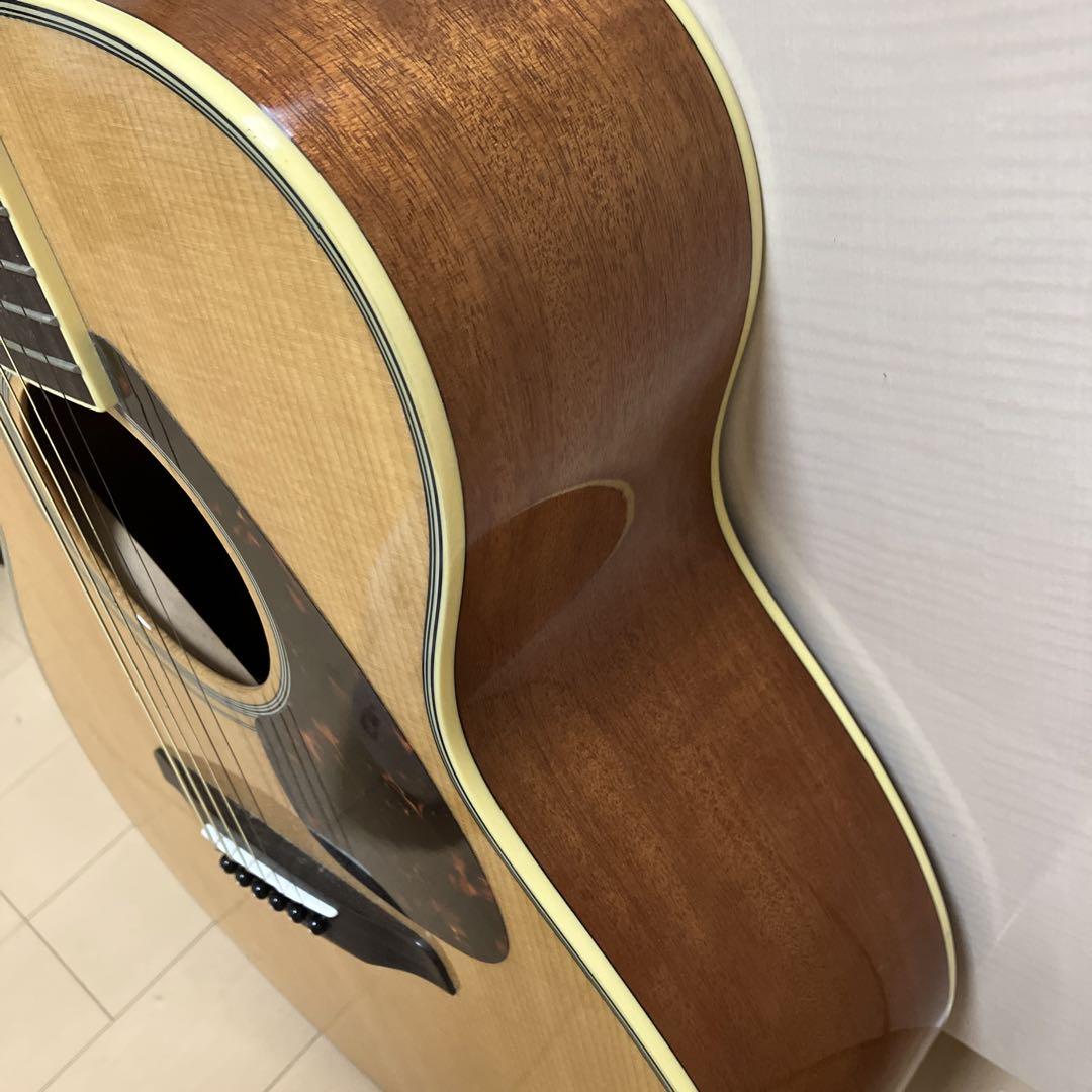 ヤマハ　ギター　YAMAHA FS720S