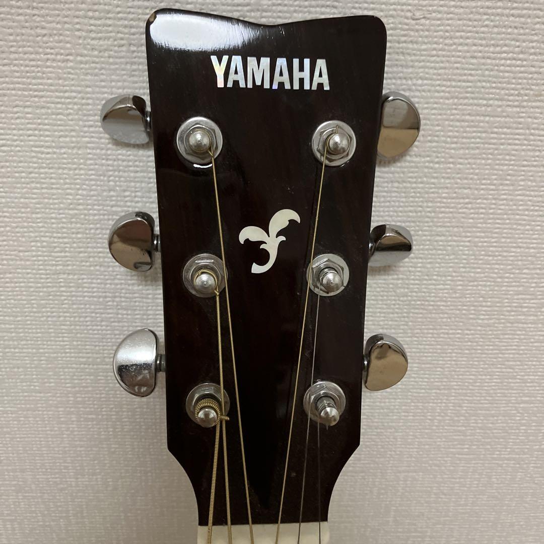 ヤマハ　ギター　YAMAHA FS720S