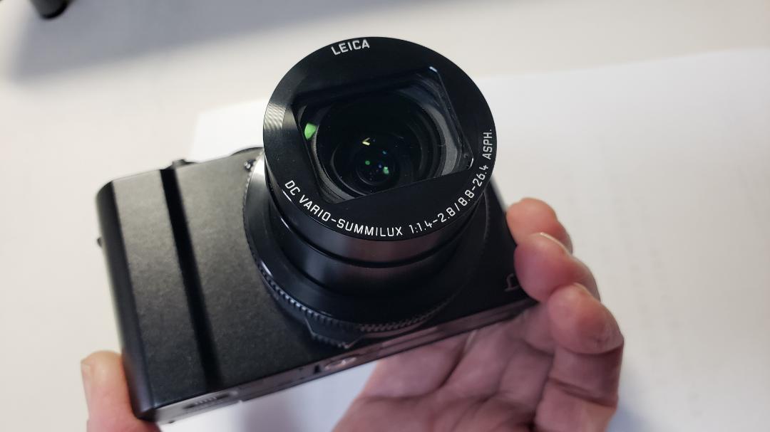 ※純正ケース付き Panasonic LUMIX DMC-LX9-K 【中古】