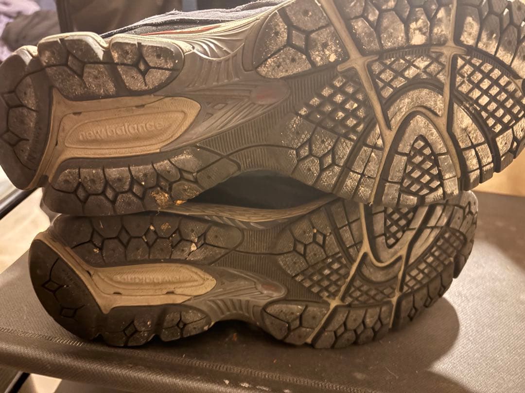 ニューバランス m2002R ニューバランス m2002R