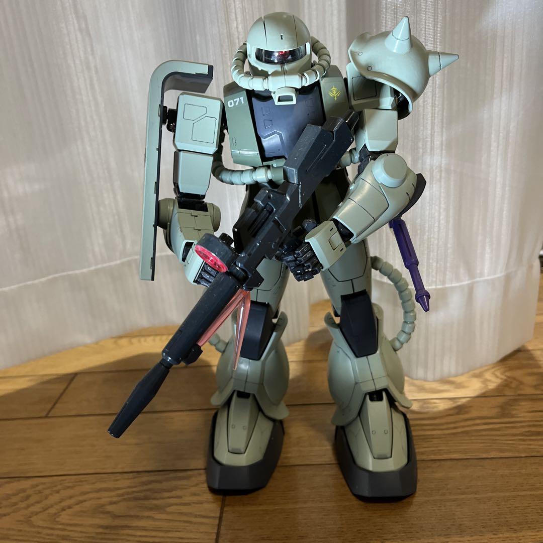 1/60 ザク ガンプラ
