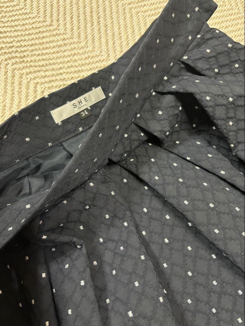 シートーキョー shetokyo 美品 Anna スカートドット ネイビー 34