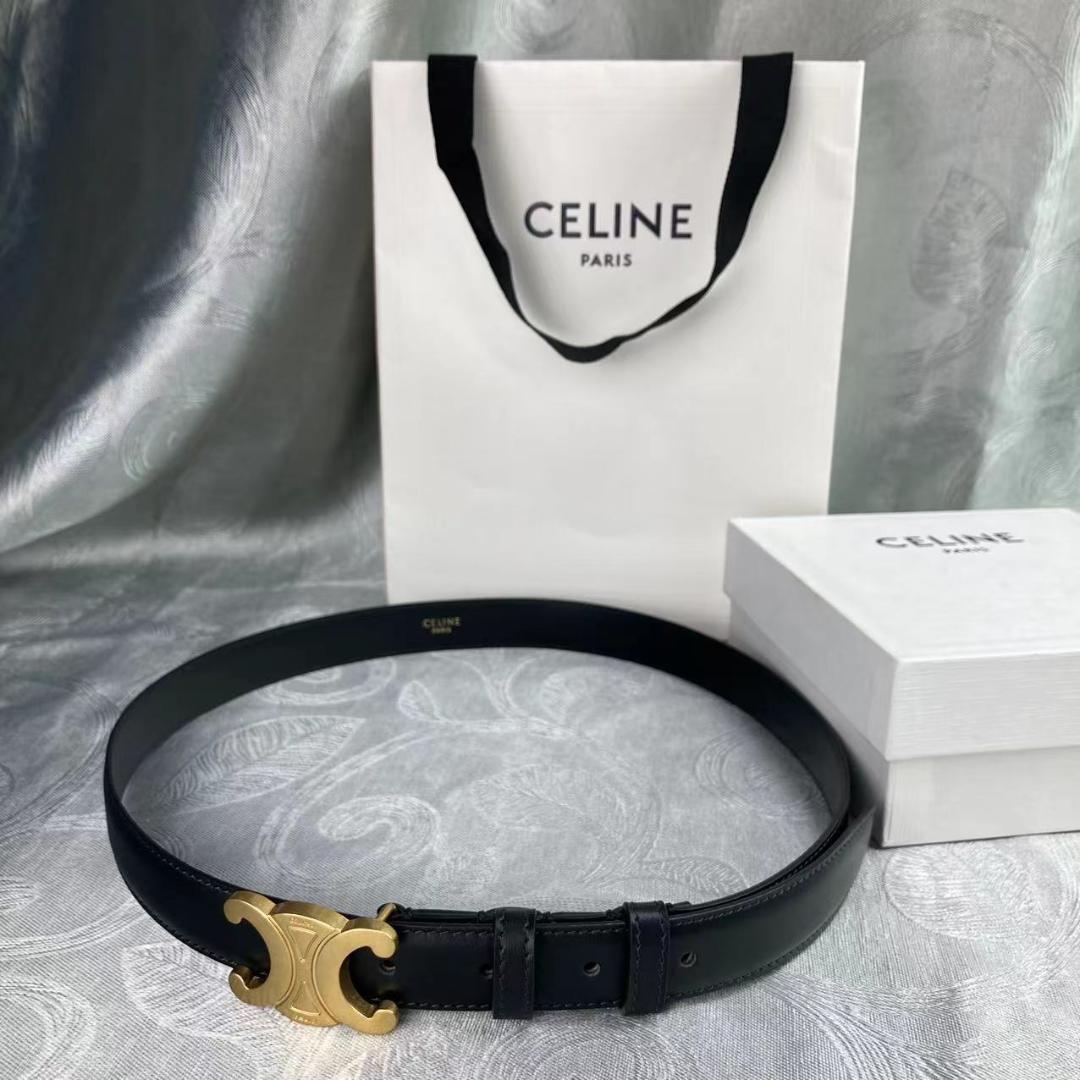 CELINE ブラック ベルト ゴールドバックル80 CELINE ブラックレザーベルト ゴールドバックル80サイズdx e