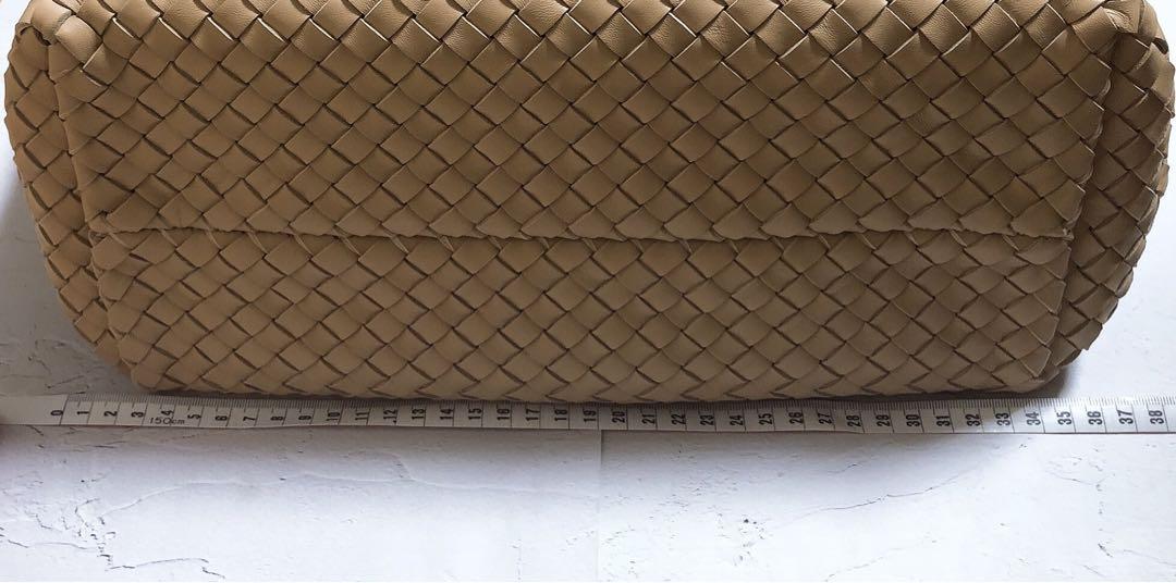 BOTTEGA VENETA  トートバック カバ　ベージュ