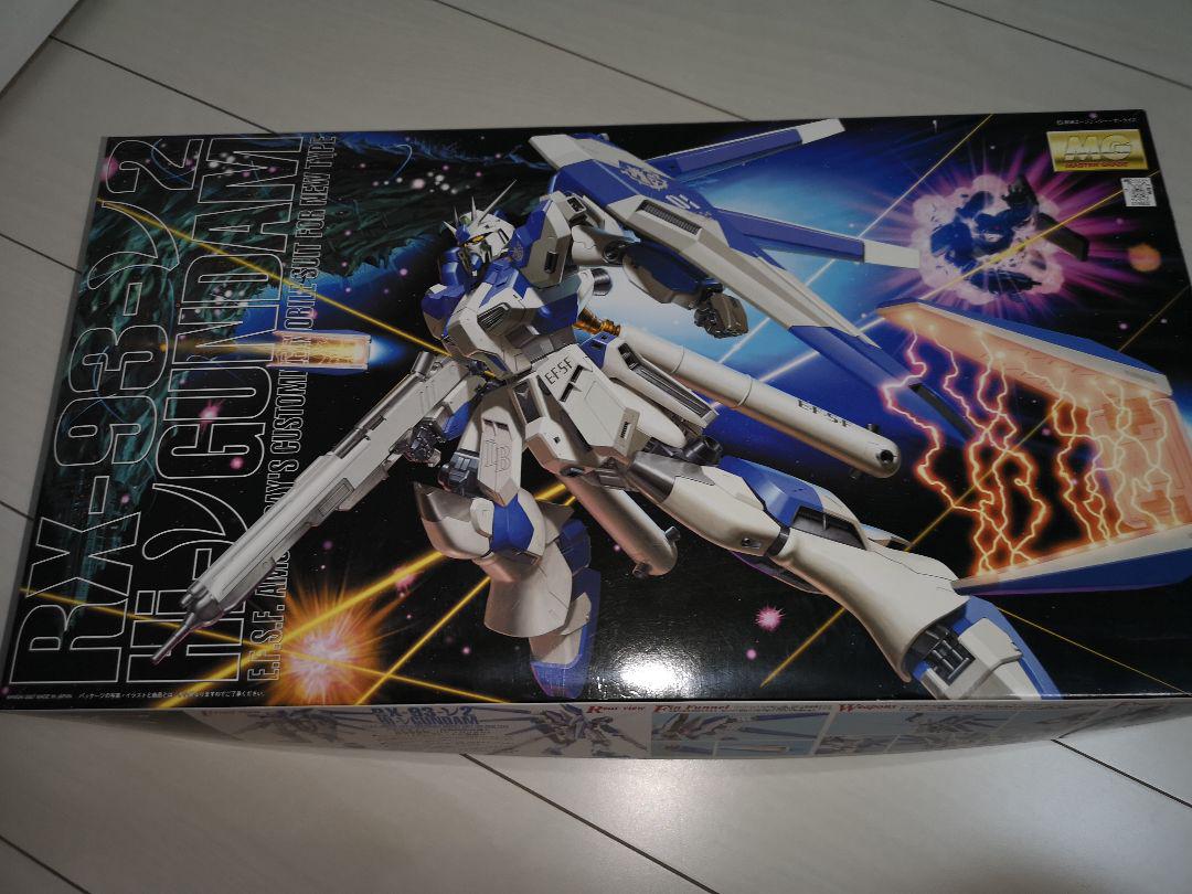 1/100 MG RX-93-ν2 Hi-νガンダム
