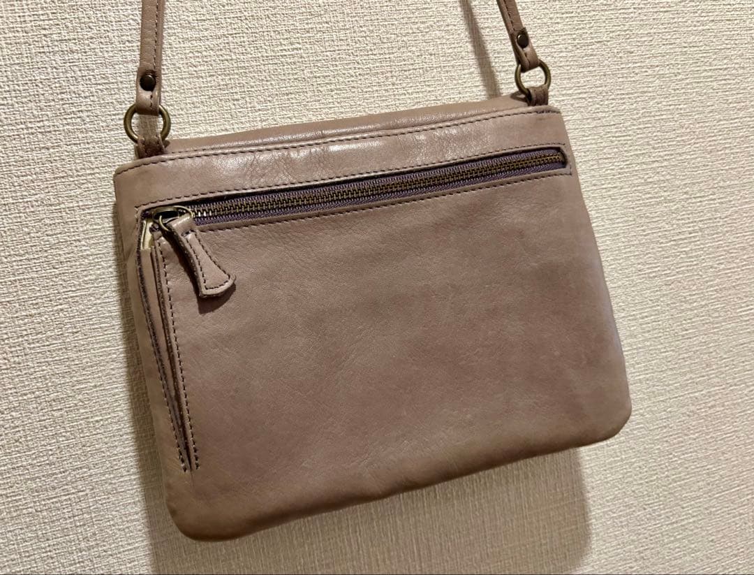 ショルダーバッグ レザー