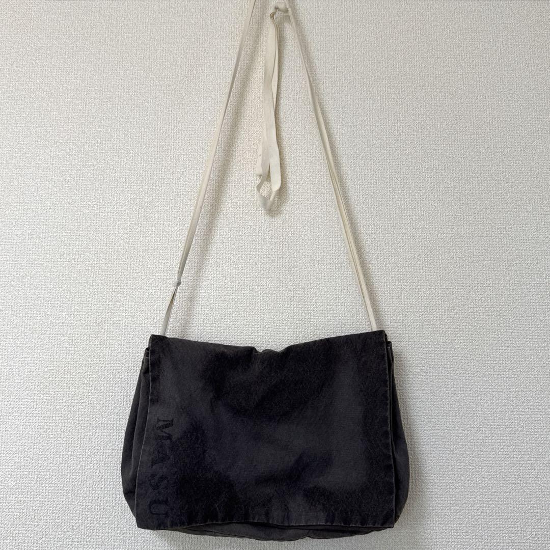 MASU INVITATION HIPPIE BAG