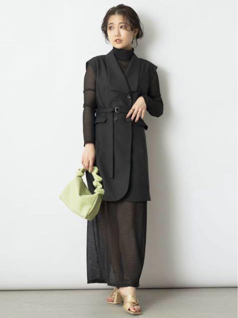 【値下げしました】LILY BROWN ジレ＆ストレッチレースワンピース
