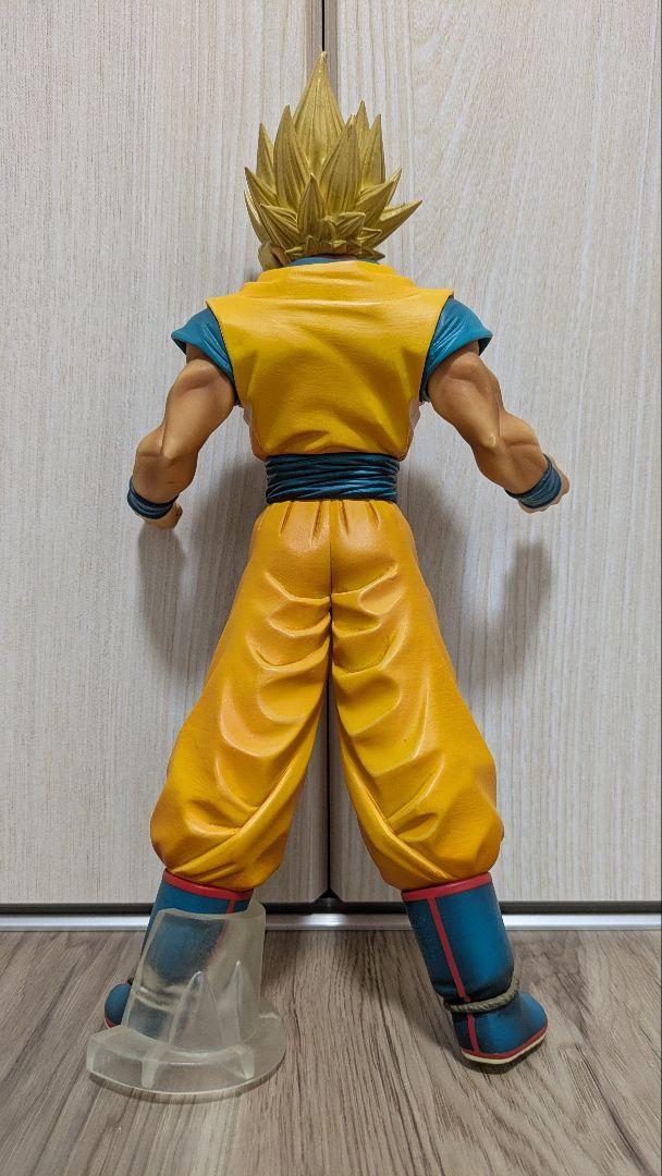 孫悟空 フィギュア 高さ約28cm　スーパーサイヤ人　ドラゴンボール