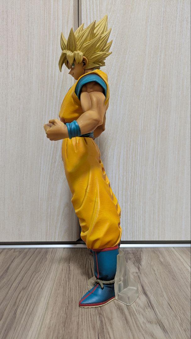 孫悟空 フィギュア 高さ約28cm　スーパーサイヤ人　ドラゴンボール