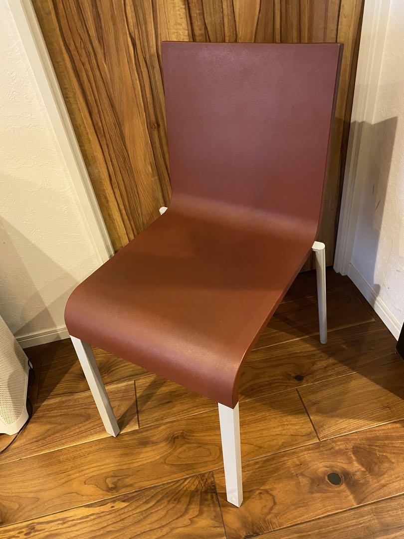 .03 ゼロスリー / Vitra  ダイニングチェア　バーガンディ×シルバー