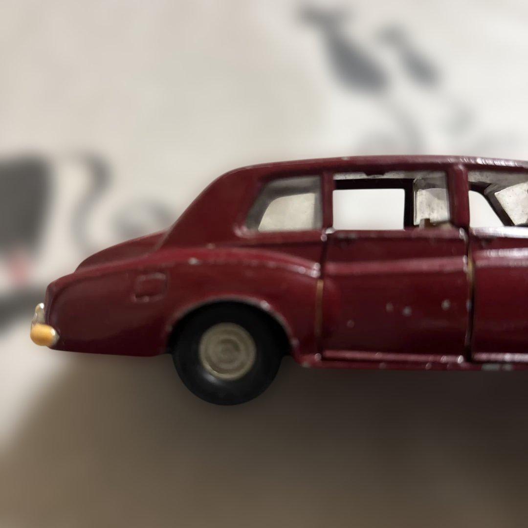 1/43 トミカ ロールスロイス ファントムⅥ No.J6