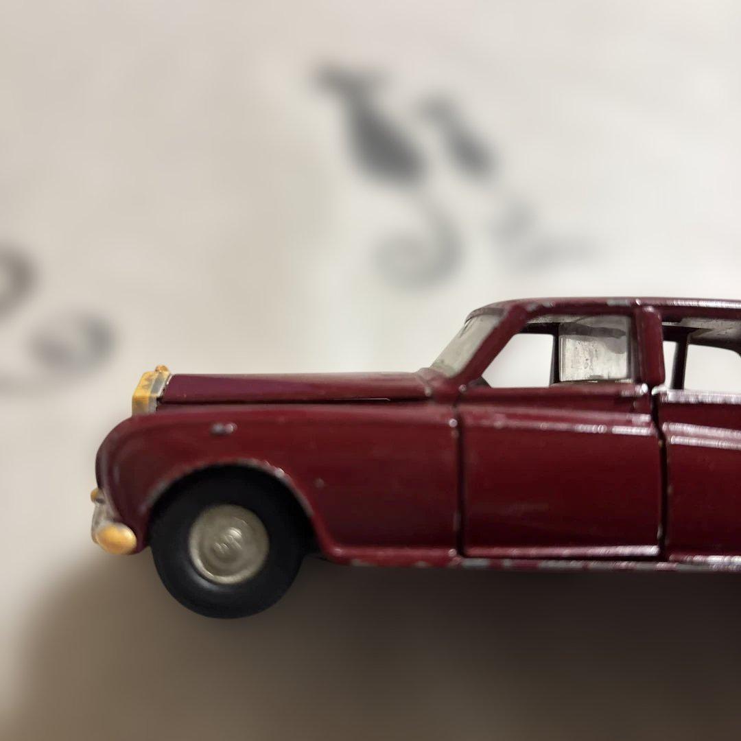 1/43 トミカ ロールスロイス ファントムⅥ No.J6
