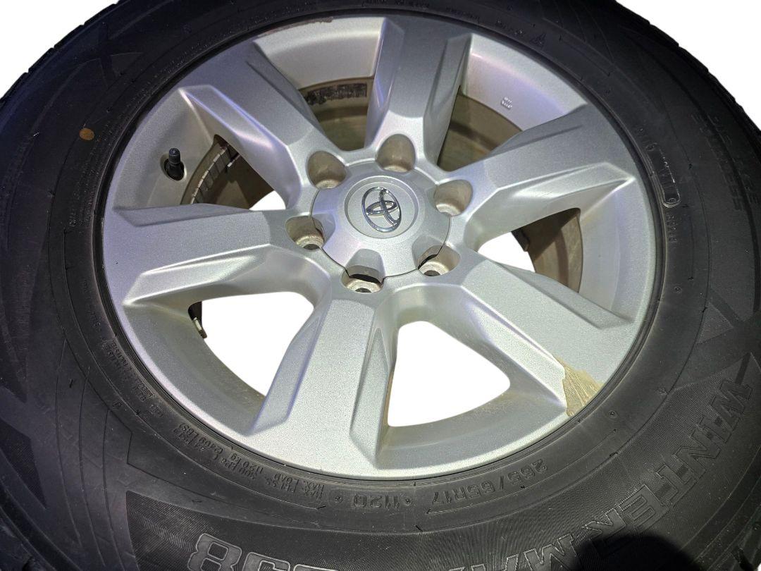 トヨタ 265/65R17 ウィンタータイヤ純正ホイールセット 純正ナット付き