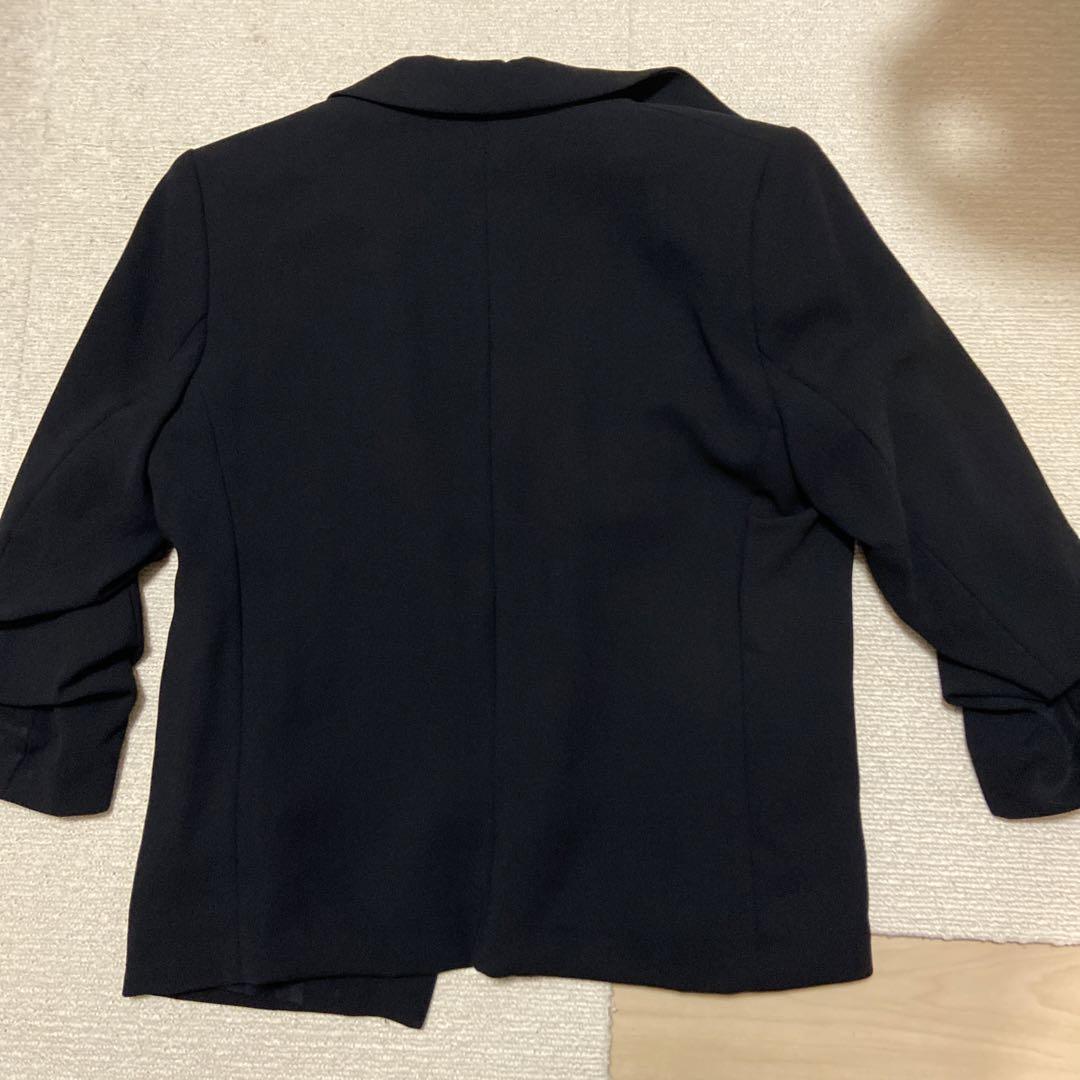 H&M 袖ギャザー黒ジャケット 七分袖 レディースM - メルカリ