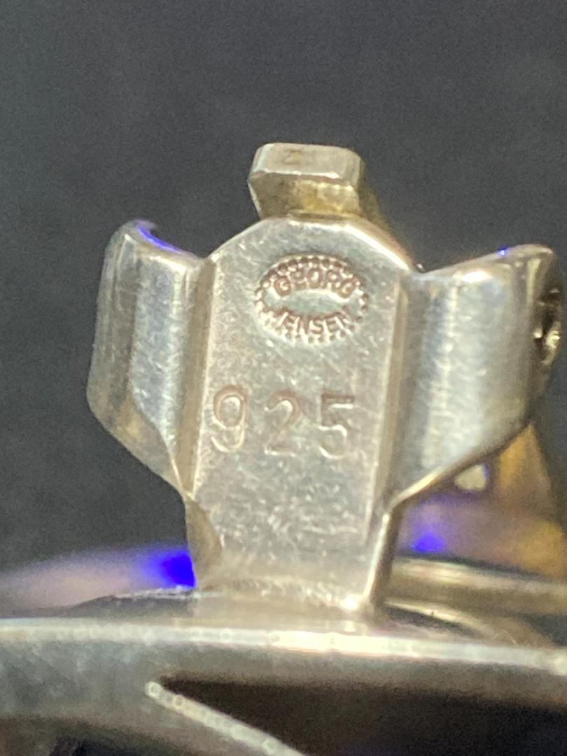 SV925