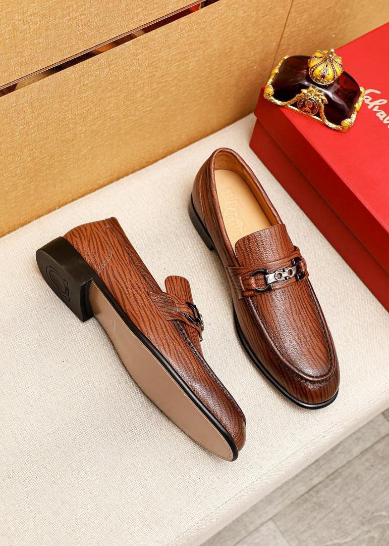 Ferragamo フェラガモ メンズ レザーカジュアルシューズ ブラウン 新品