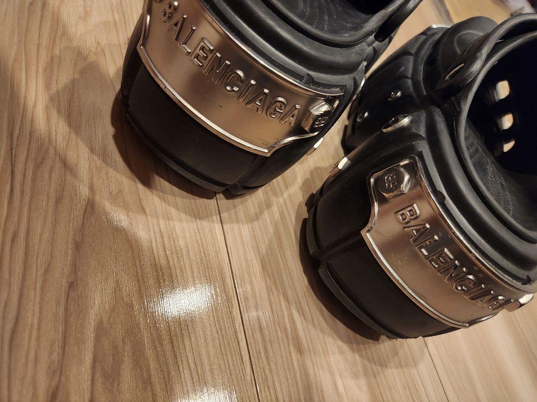 R　BALENCIAGA×CROCS HARDCROCS