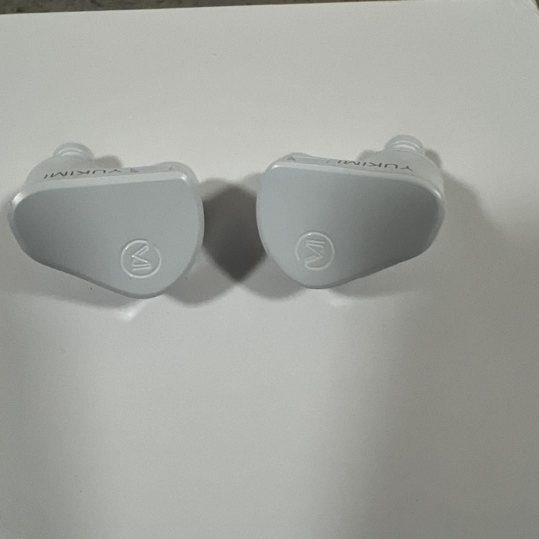 CVJ YUKIMI 有線イヤホン