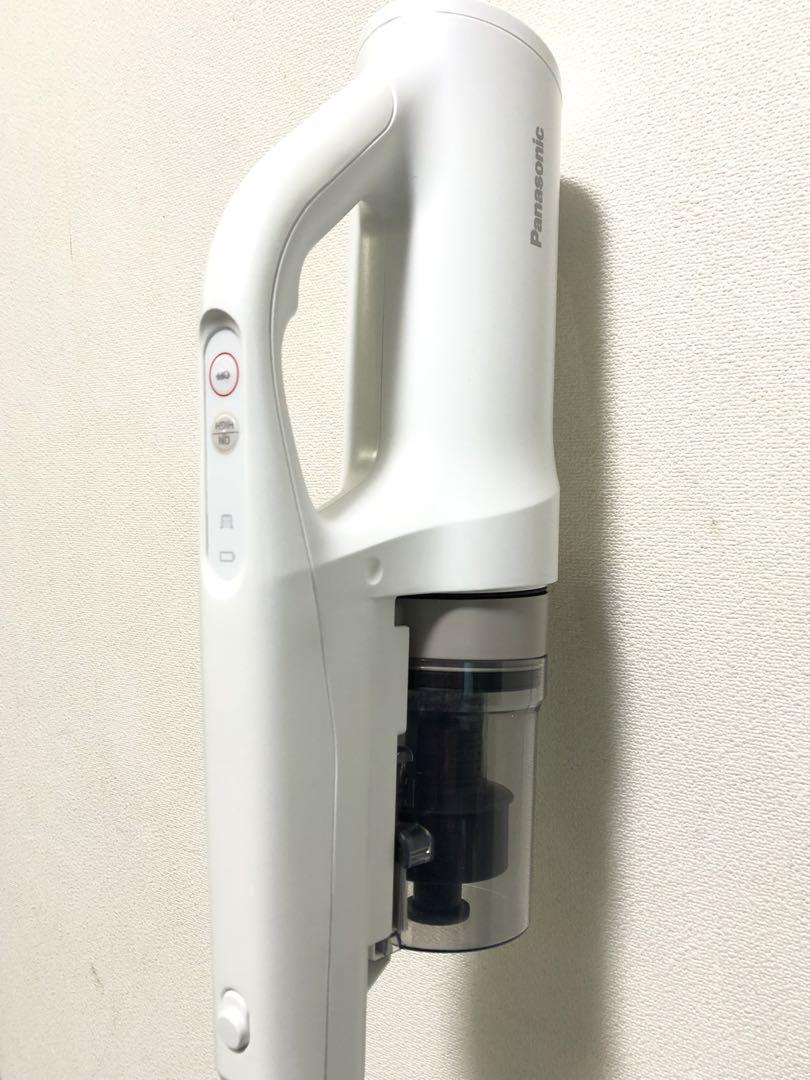 美品 Panasonic スティッククリーナー MC-SB32J 2023年製