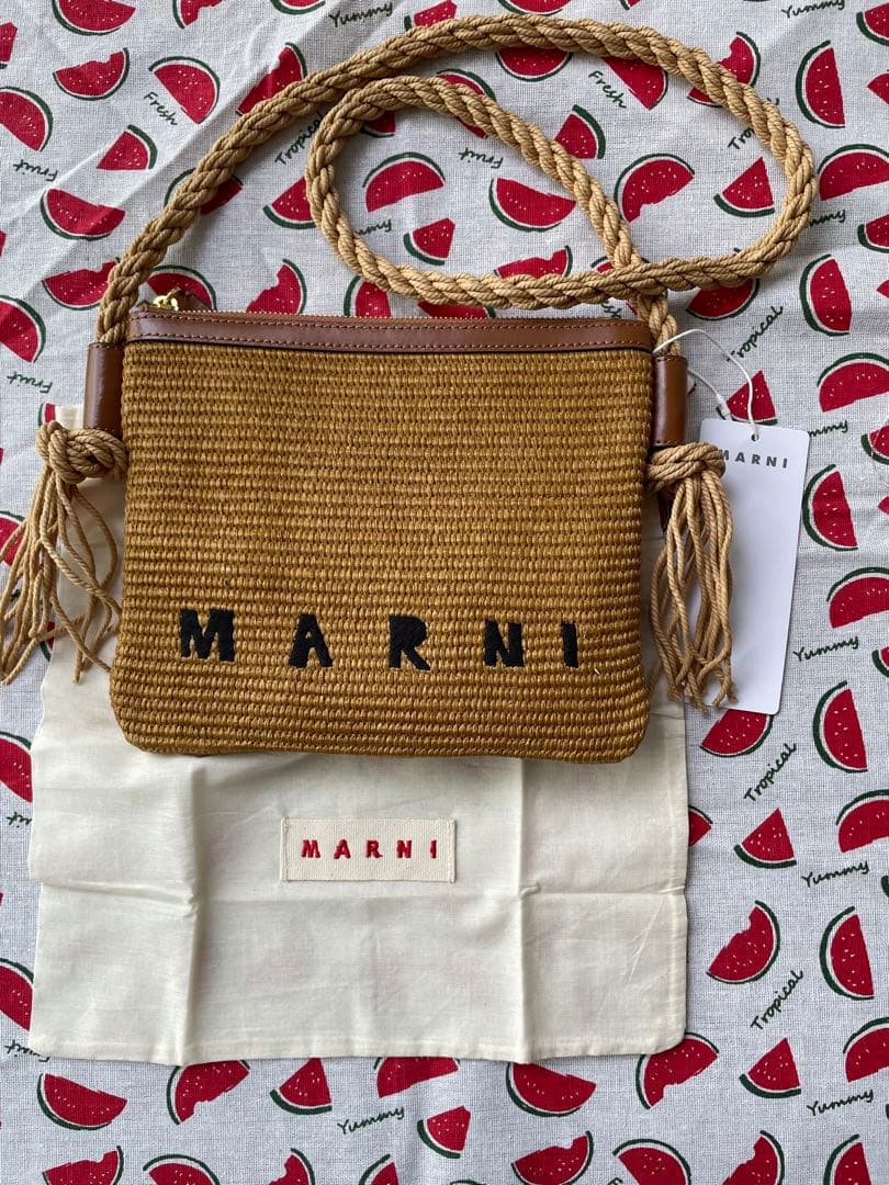 MARNI マルニ ショルダーバッグラフィア ポシェット 売り廉価