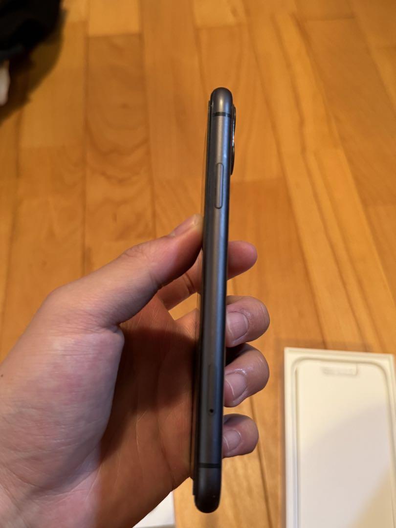 Apple iPhone 11 ブラック 箱付き