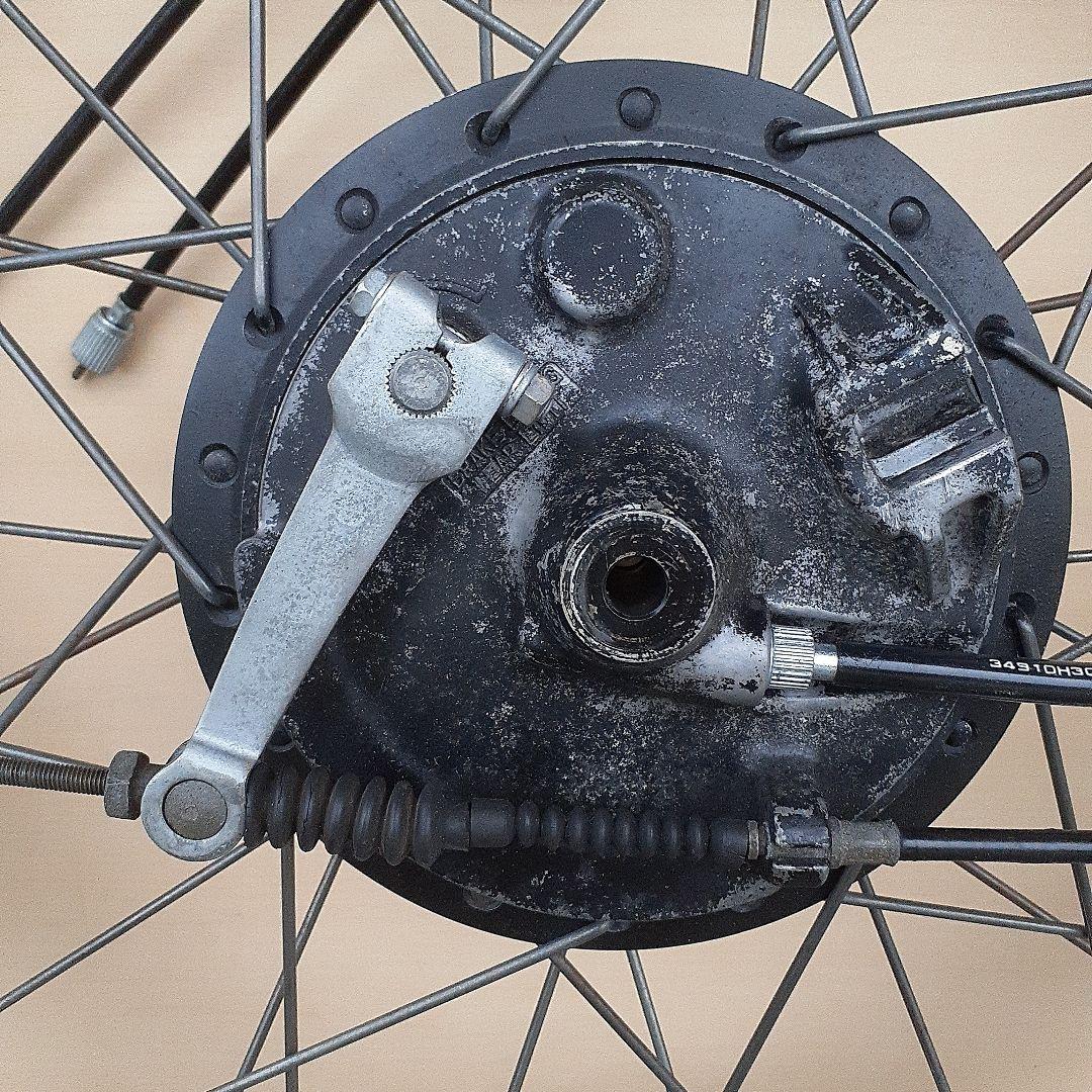ハスラー250用、フロントホイール
