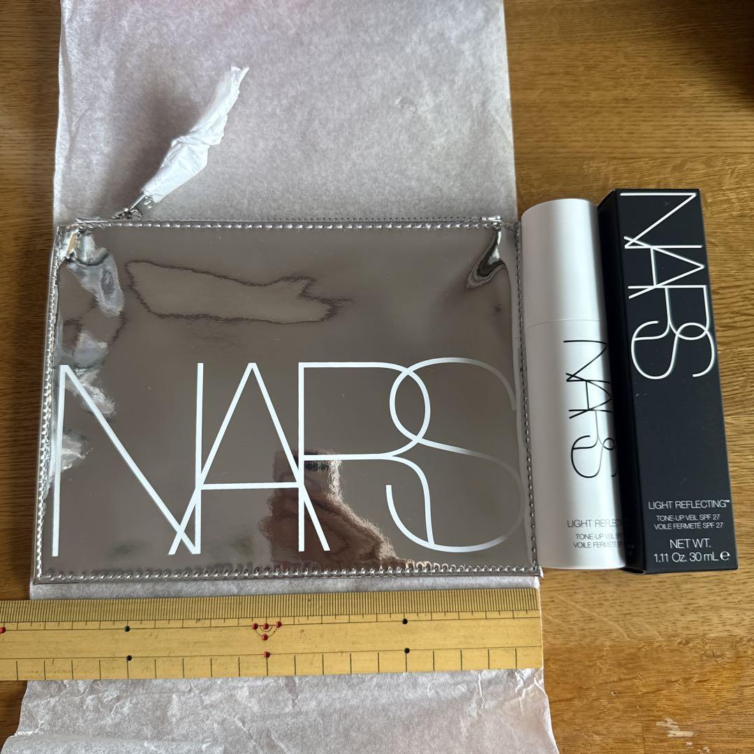 【ポーチ付き】NARS ライトリフレクディング　トーンアップヴェール30ml