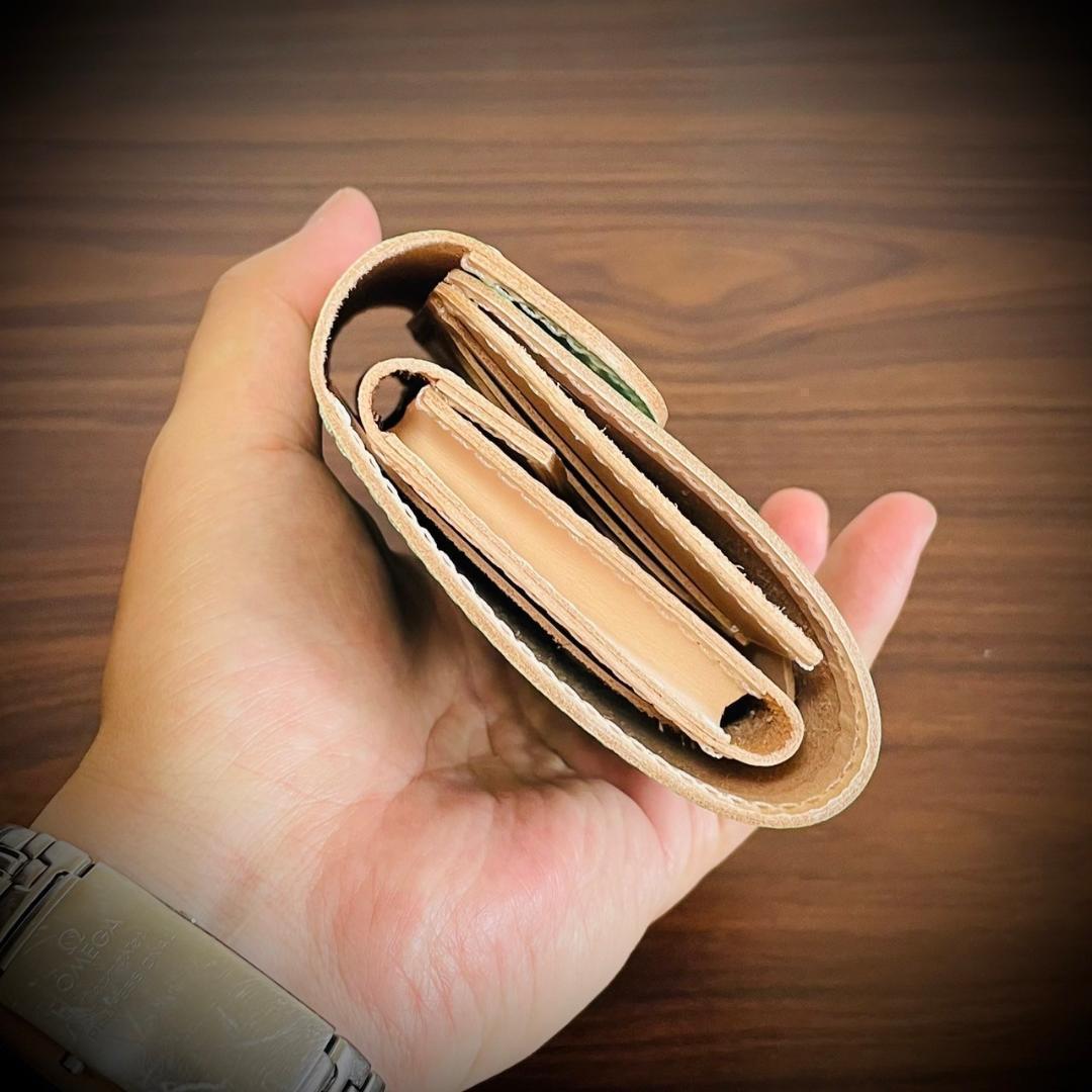 経年変化を楽しむ ミドルウォレット 総手縫い 財布 フルレザー