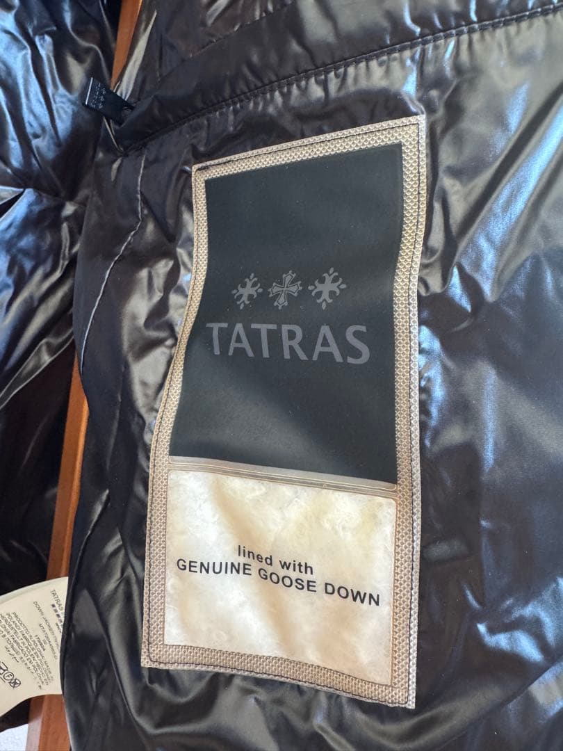 TATRAS ダウンジャケット