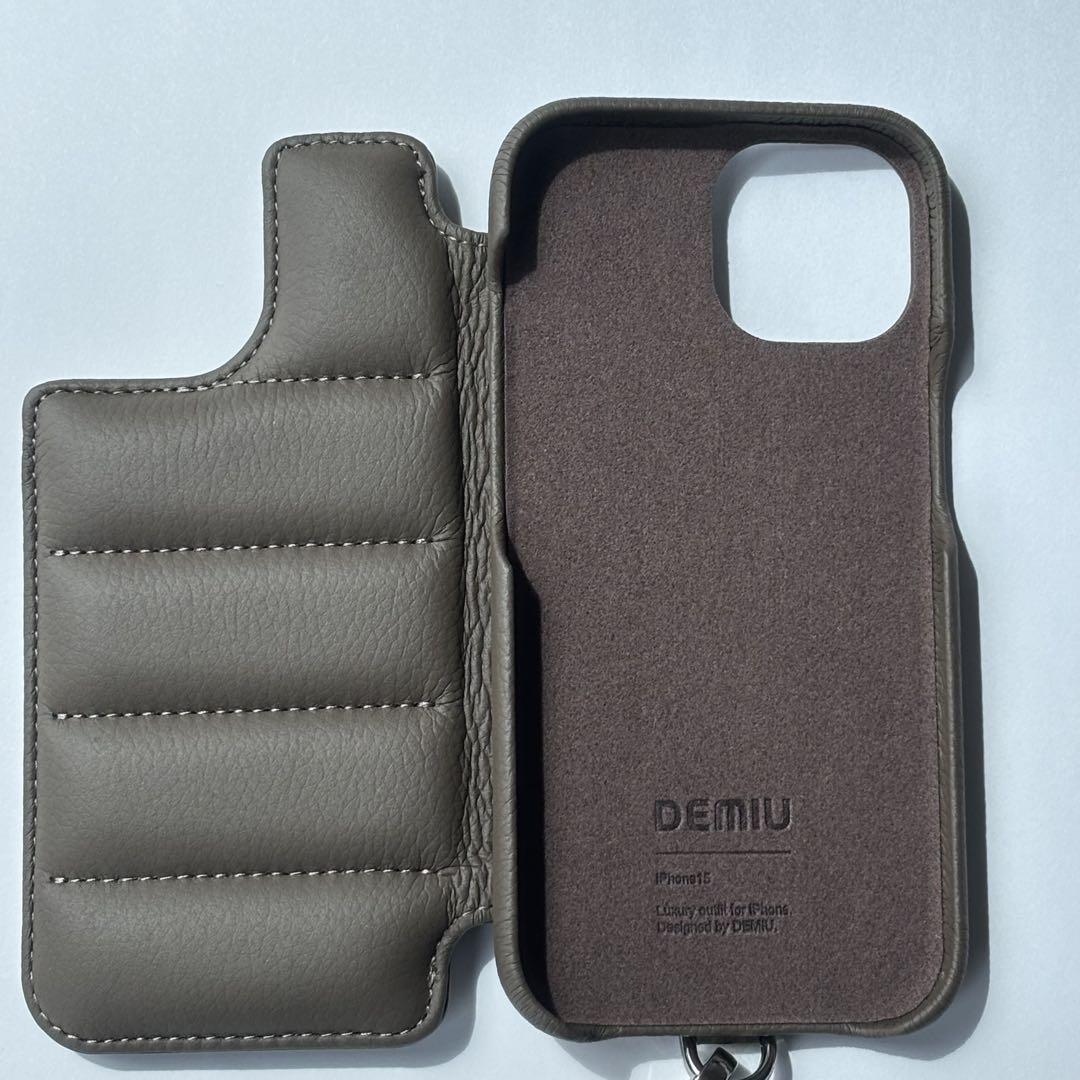 【ほぼ未使用】DEMIU BALLON iPhone15ケース