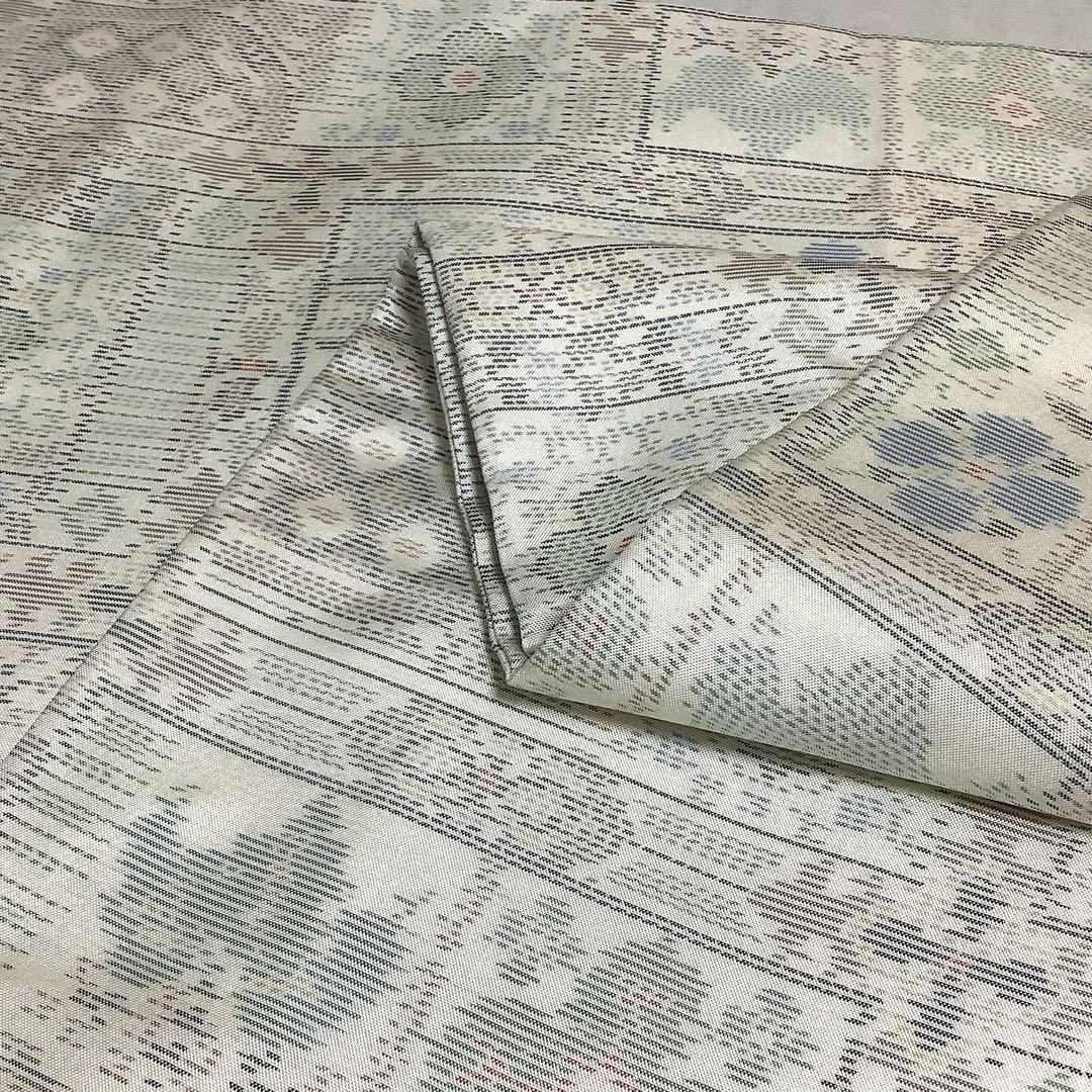 【彦兵衛mini】おすすめ！7マルキ入り！本場白・パステル大島紬4点0424-1 彦兵衛mini】7マルキ入り！花柄系正絹本場白大島紬4点セット0717