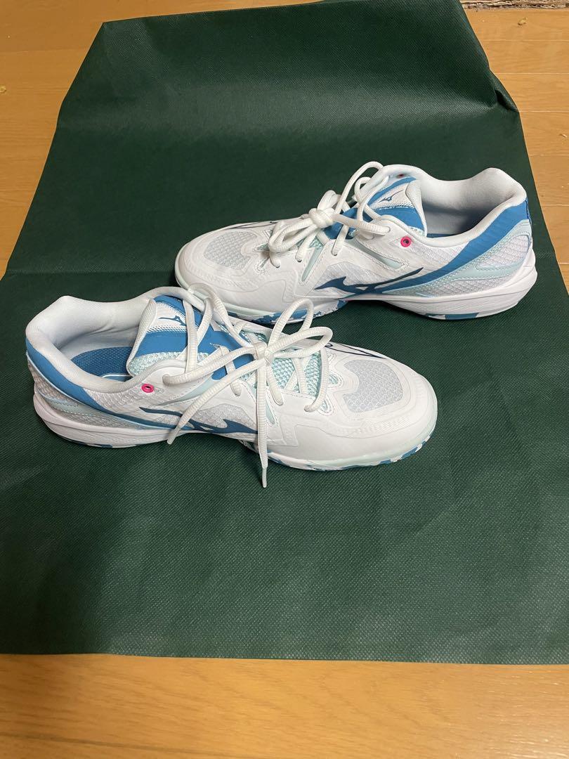 ミズノ  バドミントンシューズ　WAVECLAW3FIT 新品26.5