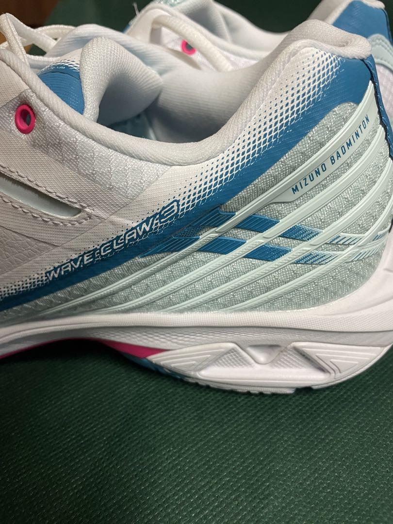 ミズノ  バドミントンシューズ　WAVECLAW3FIT 新品26.5