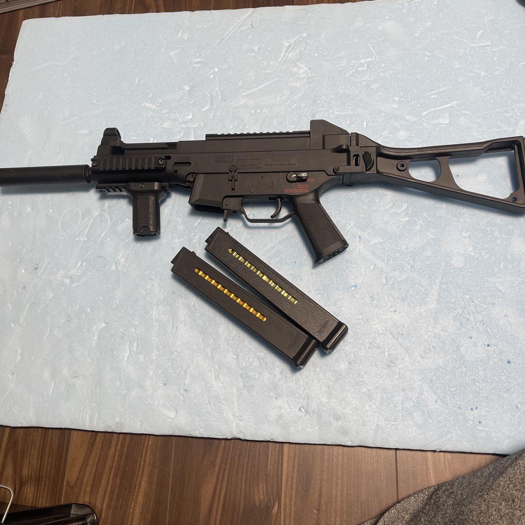 東京マルイ　ARES UMP45 電動ガン