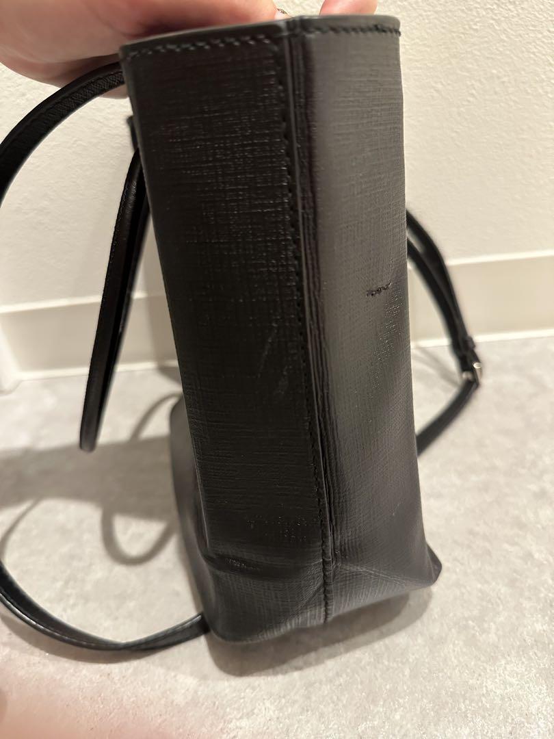 BALENCIAGA ブラック ショルダーバッグ