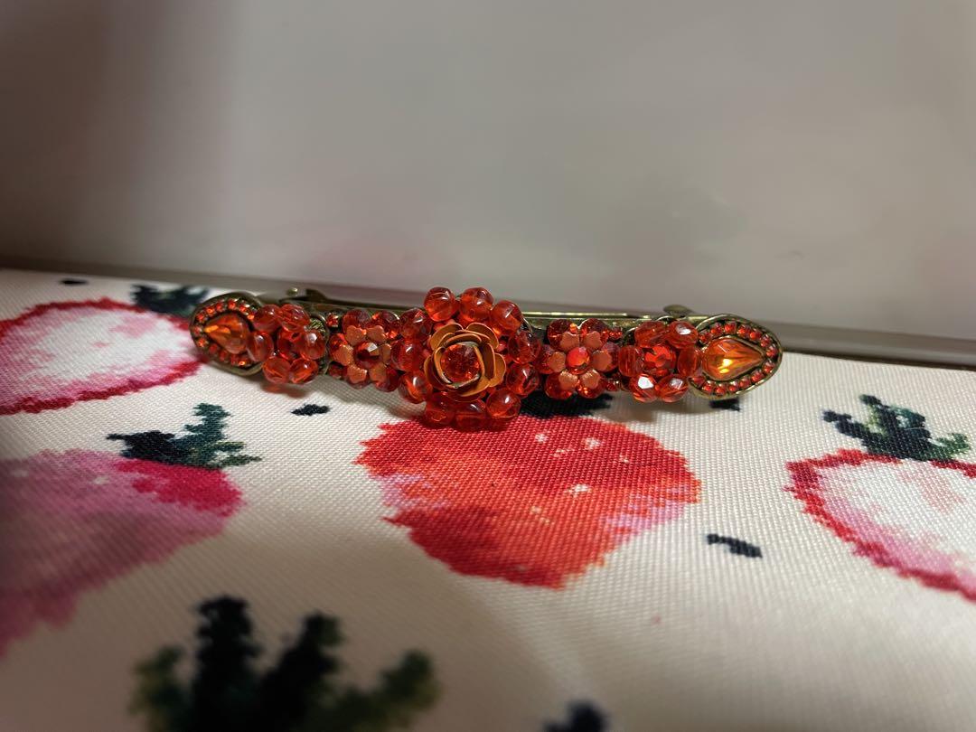 ミハエルネグリン＊立体薔薇付きレースバレッタ Michal Negrin Michal Negrin ミハエルネグリン 立体バラ付き