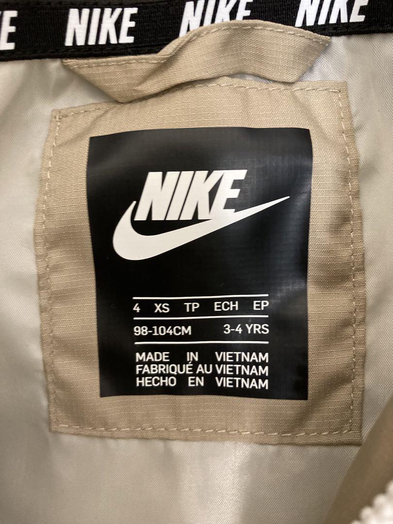【新品未使用】nike ダウンジャケット　サイズ100