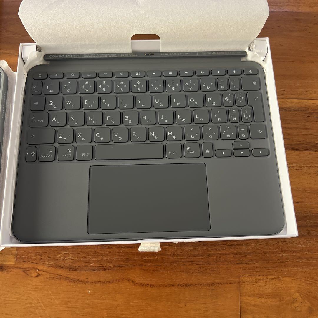 Logicool Combo Touch iPad Air用キーボードカバー Amazon.com: Logitech Combo Touch iPad Air 13 inch Case M2