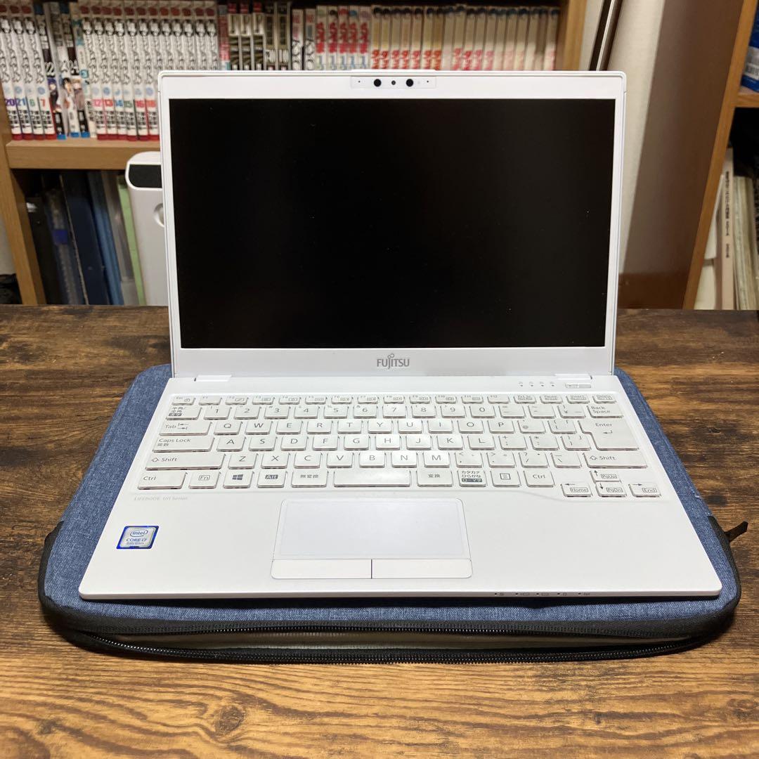富士通 LIFEBOOK UH92/D2 13.3インチ