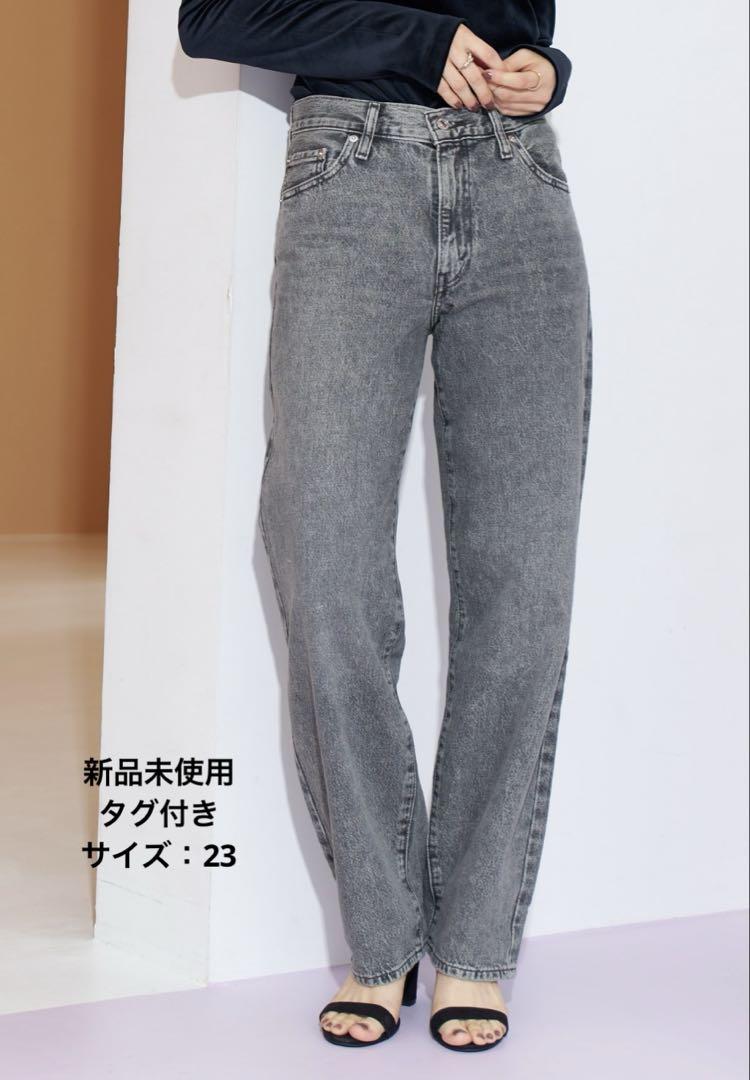 新品タグ付き　リーバイス　Baggy Dad サイズ23 グレー