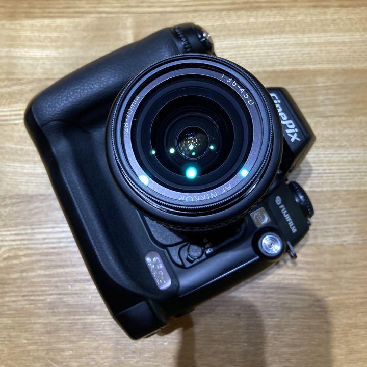 FUJIFILM Finepix S3 PRO AF NIKKOR 28-70