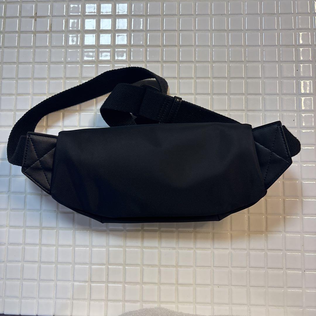 【美品】APC ショルダーバッグ　ボディーバック