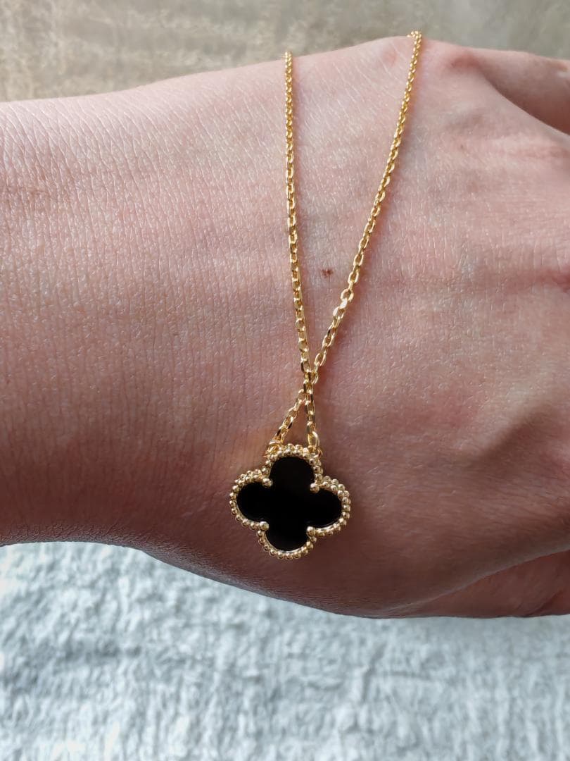 Van Cleef & Arpels クローバーネックレス Van Cleef & Arpels クローバーネックレス