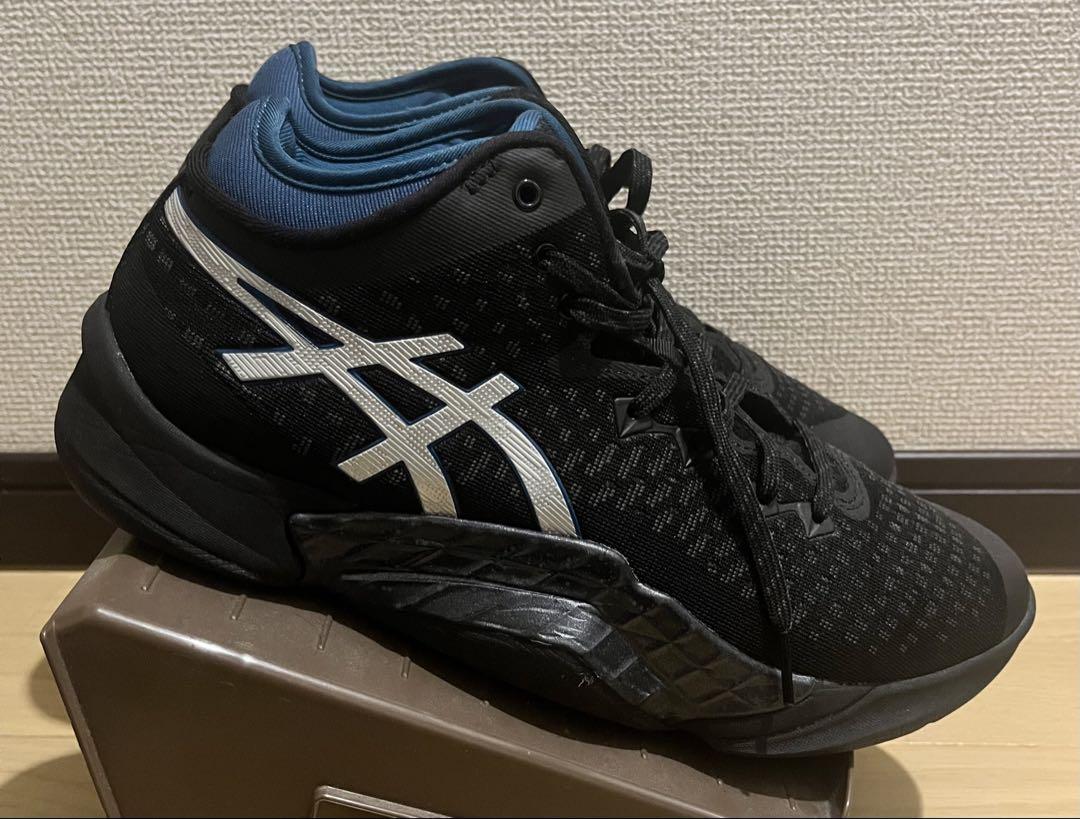 asics アシックス　アンプレアルス1