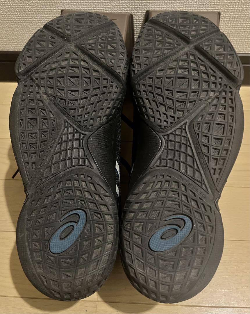 asics アシックス　アンプレアルス1