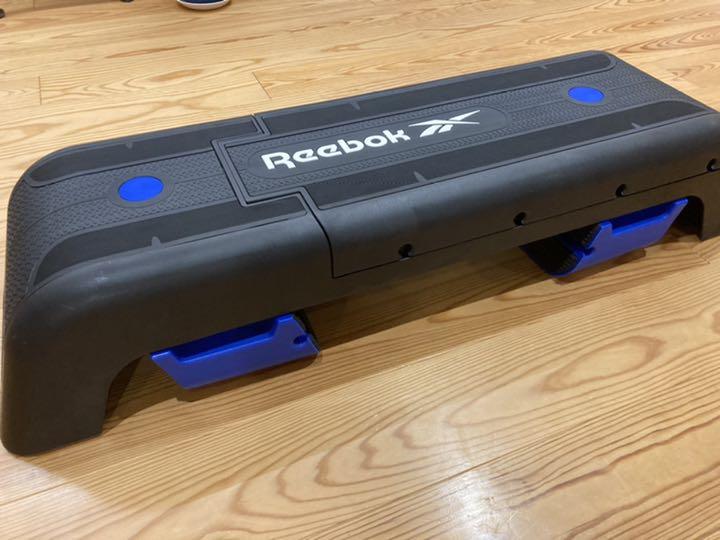 定番正規品 Reebok ブルー ステップ台 バックレスト aRYOz-m31817668050 デッキ 2021 NEW
