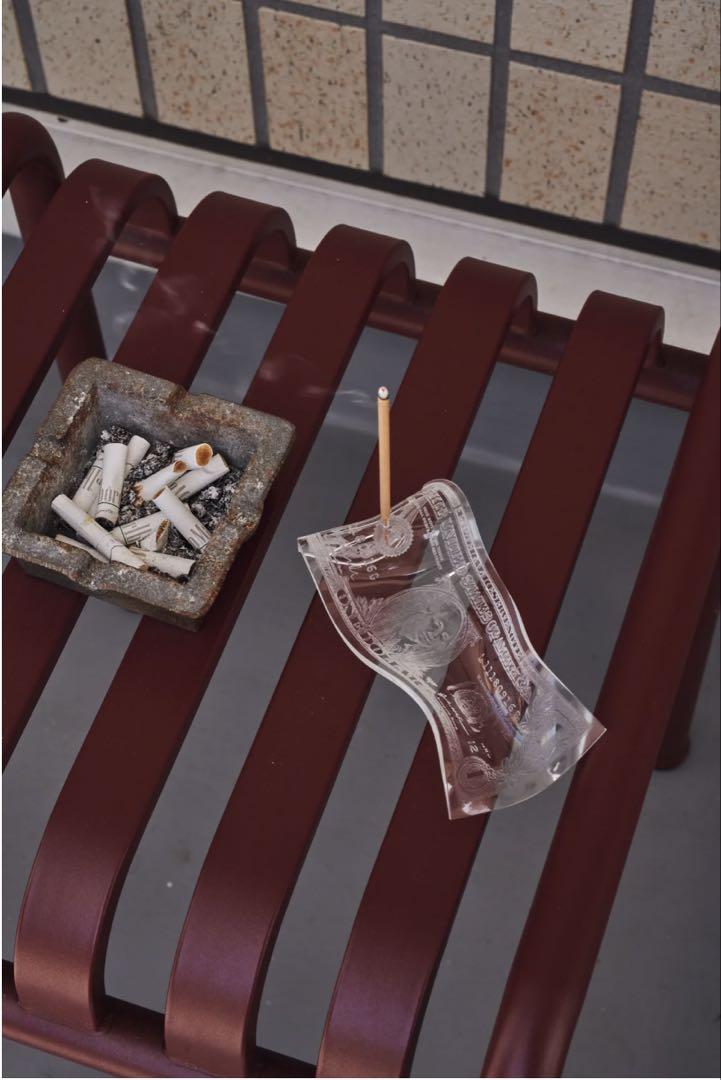 【即発送】 BANKNOTE INCENSE HOLDER CLEAR